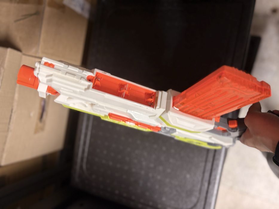 Pistol nerf nou nout