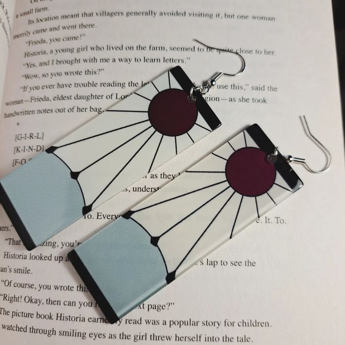 Обеци-кристали, пентаграм, Demon slayer, луна, готик, бохо, молец