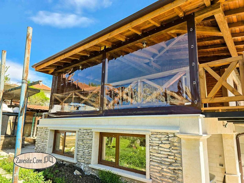 Изработка на Ветроупорни завеси, Сенници, Врати за навеси и Навеси!