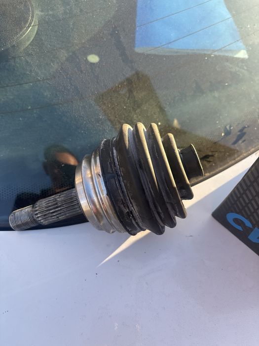 Граната на ауди 80 Б3