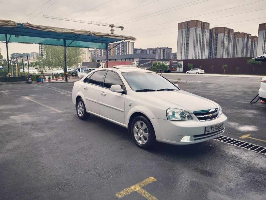 Chevrolet Lacetti / Gentra 2010