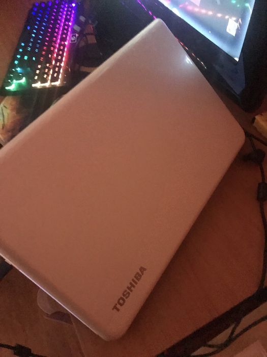 De vanzare laptop utilizat