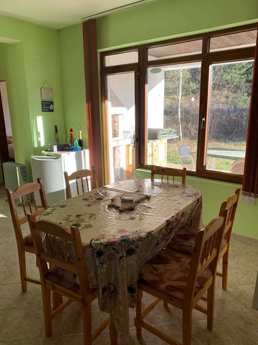 Къща със спокойна локажия и гледка към Рила, село Шипочане/реф№1000402