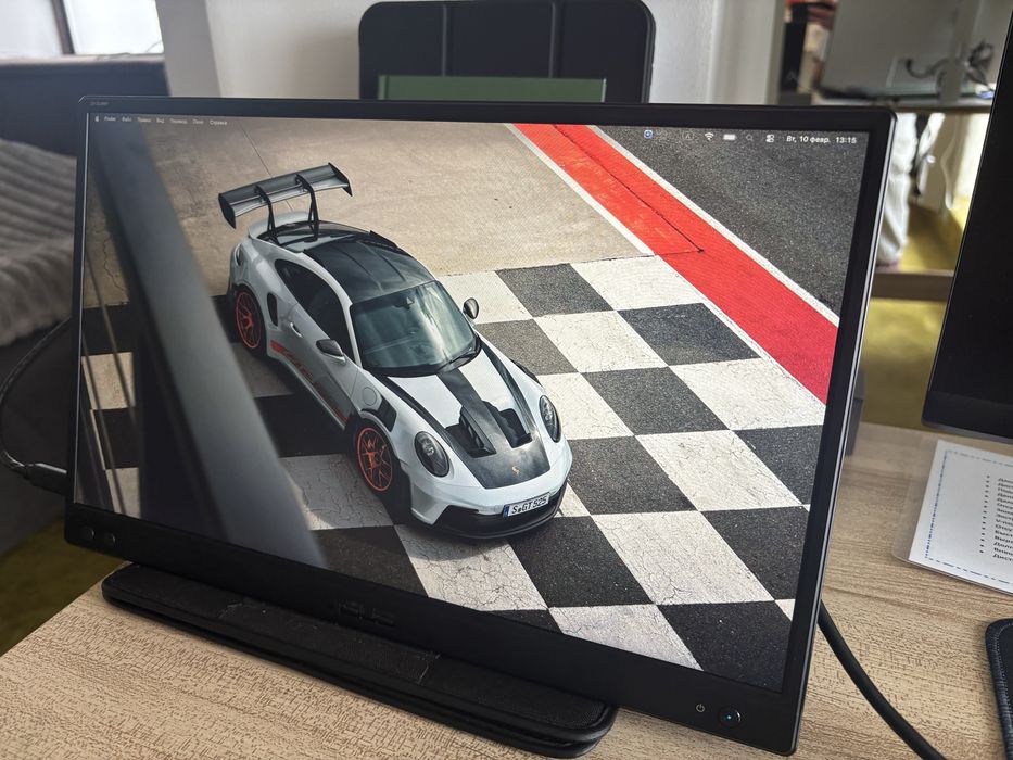 Monitor portabil Asus