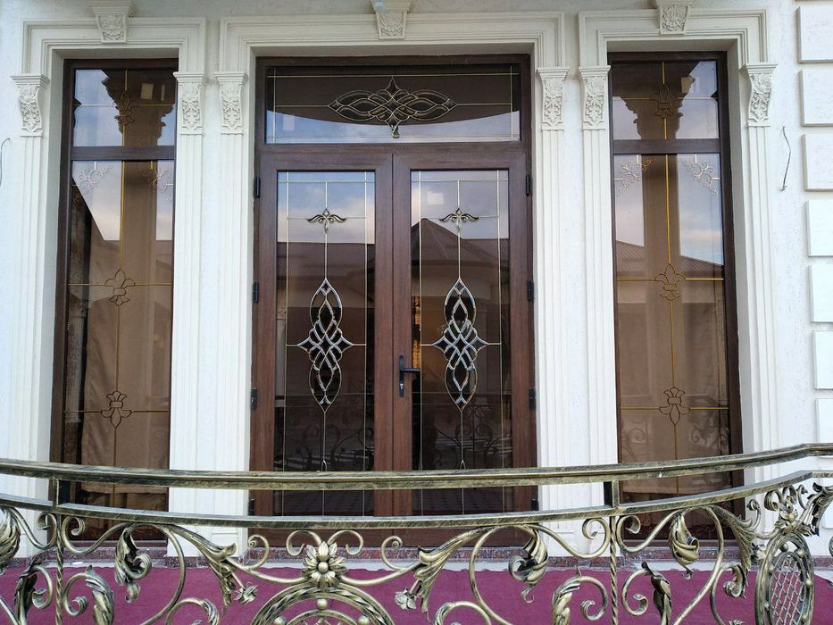 Akfa Termo PVH Eshik va romlar