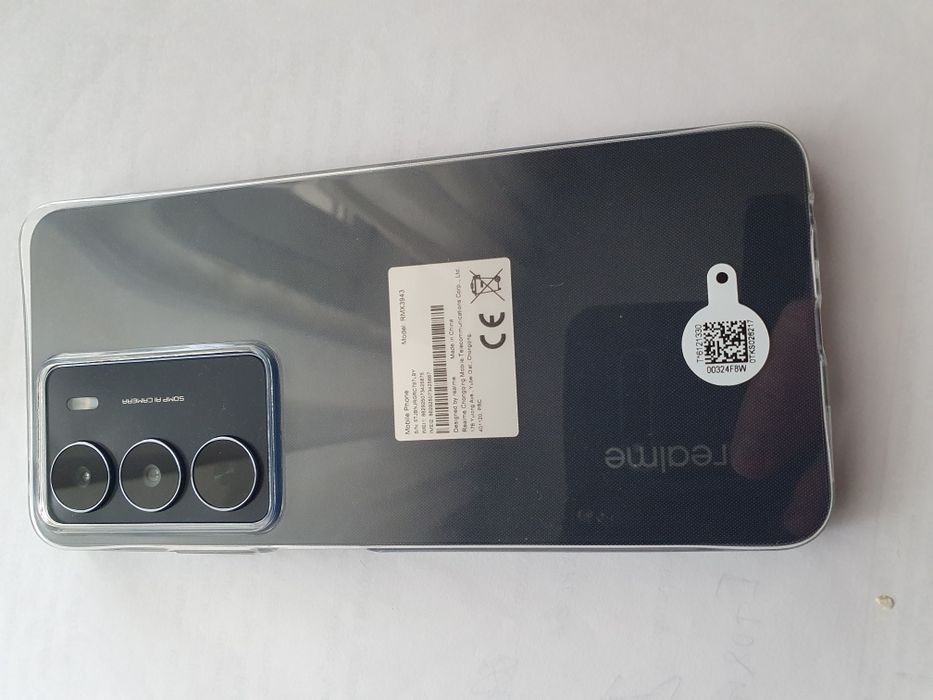Телефон  14х realme GSM нов с гаранция  от Yettel  Samsung    + подаръ