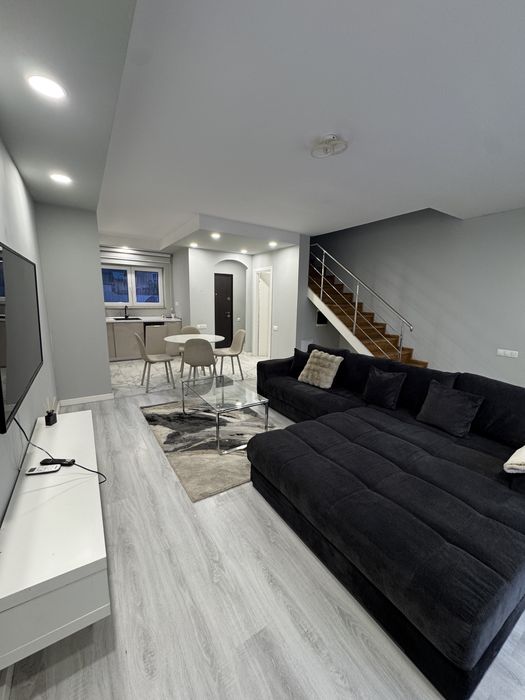 Vila Spatioasa 3 camere Cosmopolis
