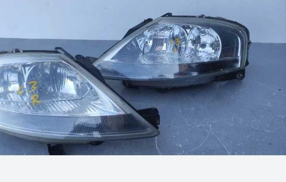 Far dreapta Stanga Citroen C3 European