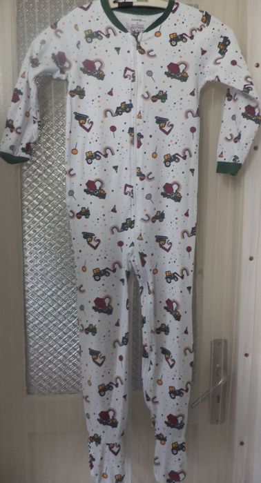 Памучни и поларени пижамки за 5 години