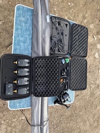 Pachet COMPLET pescuit crap – Prologic – Gata de pescuit