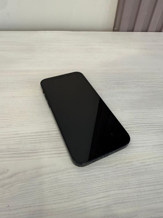 Iphone 12 на 64 гб