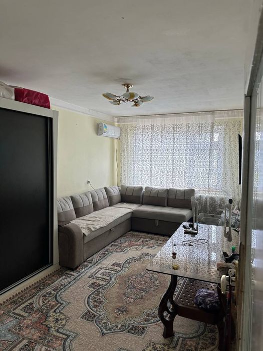 Срочно Продаётся 4х комнатная 5 этаж 75м2 Цена 52500у.е торг Согдиана.