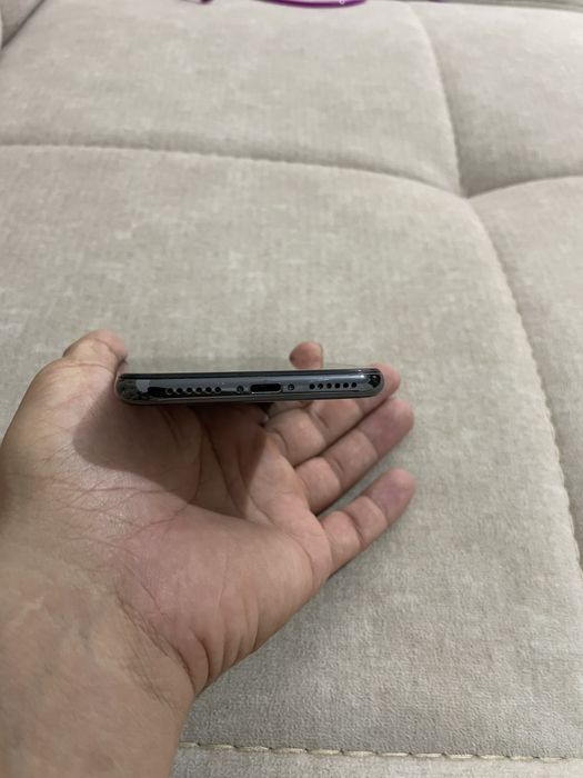 iPhone X 10 продам .