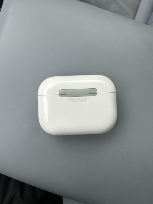 Продам airpods pro 3gen