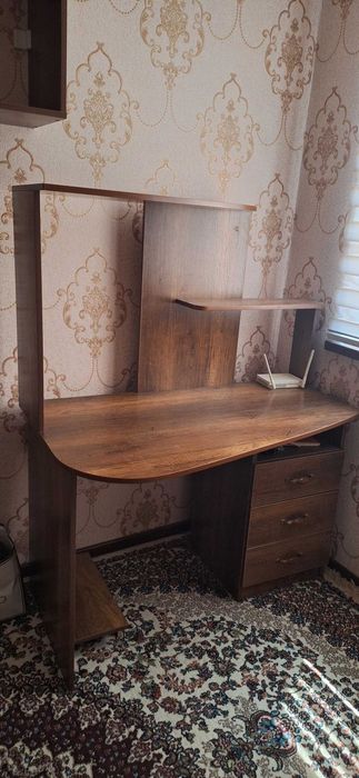 Компьютерный стол Kompyuter stoli sotiladi