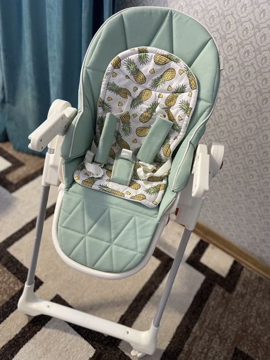 Столик для кормления в отличном состоянии