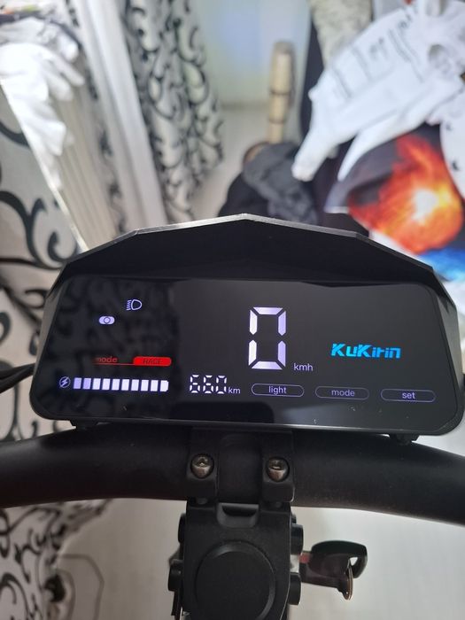 Trotineta kukirin G4