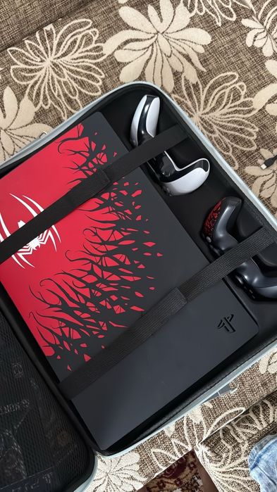 Продам Playstation 5 Limited edition