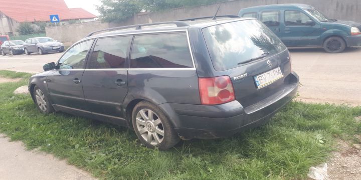 Dezmembram Volkswagen VW Passat B5.5 [facelift] [2000 - 2005] wagon 1.9 TDI AT (130 hp)