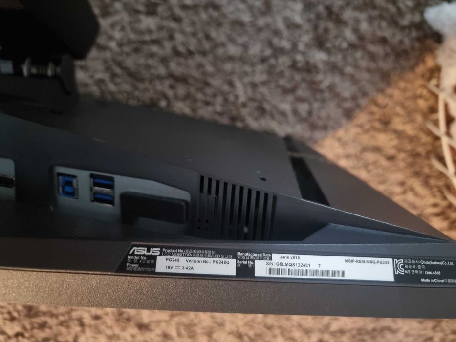 Monitor asus rog republic of gamers pg248q spart