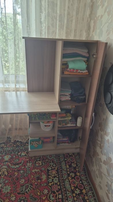 Продам парта- шкаф