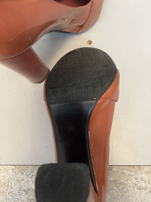 Туфли женские Basconi