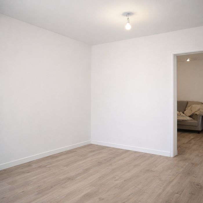 Малярный работа стен — покраска, обои, плентус