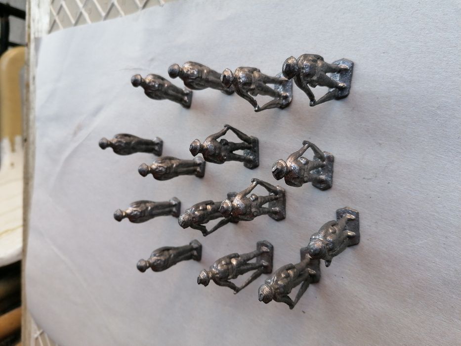 Олвойници войници