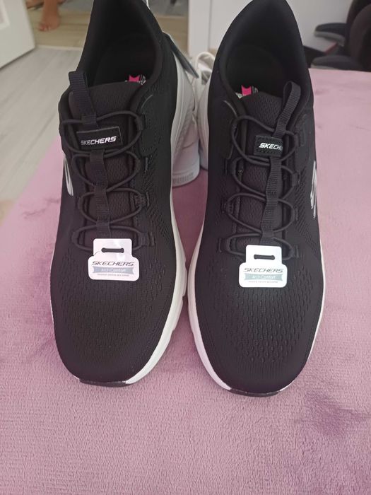 Adidași sketchers damă