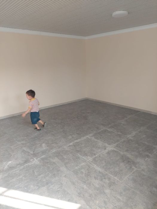 Здание магазин рядом