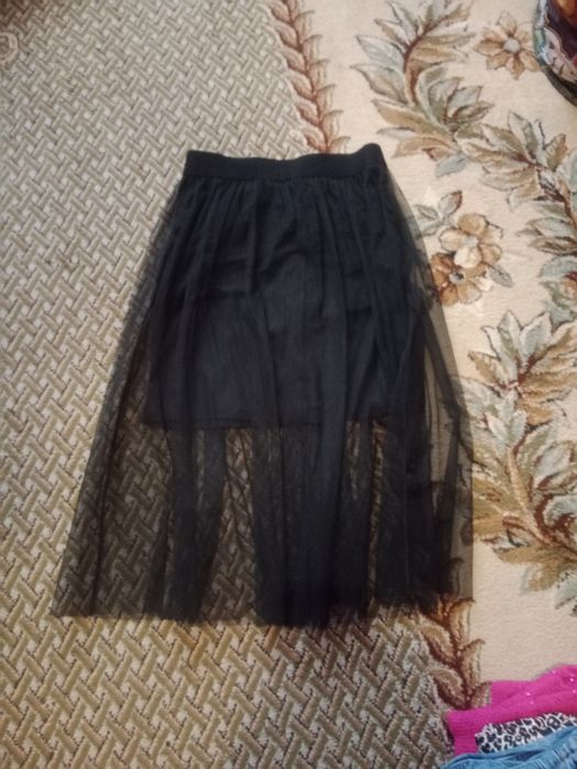 Отдам вещи на девушку