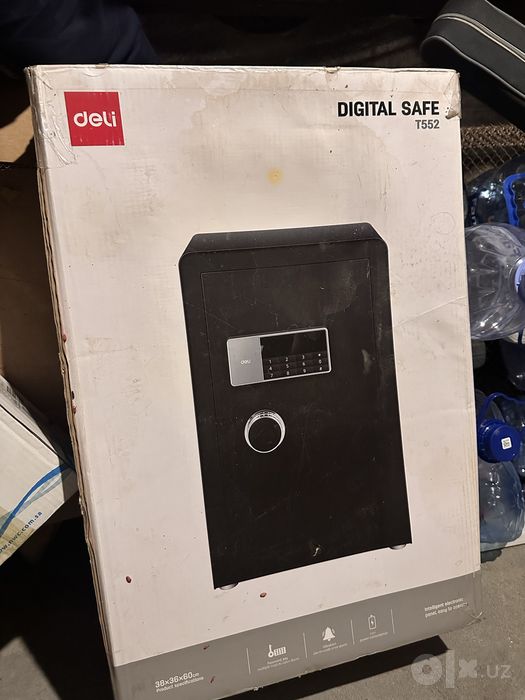 Электронный сейф Deli ET552 — 60×38×36 см