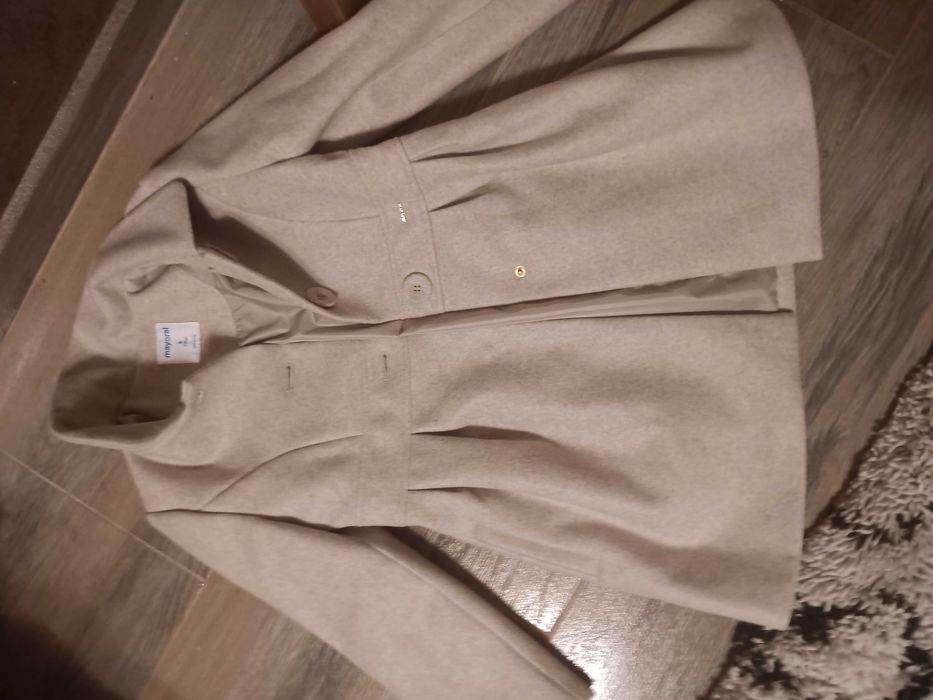 Момичешко есенно-зимно палто