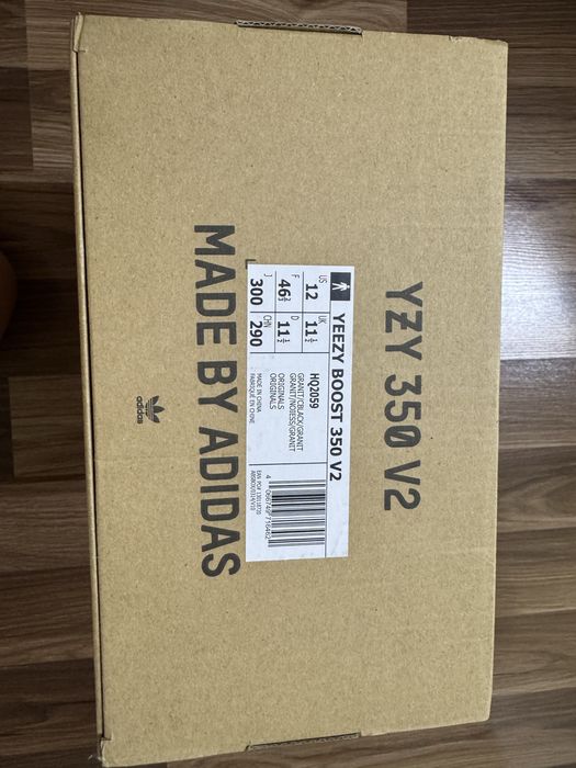 Yeezy 350 v2 Granit 46 2/3