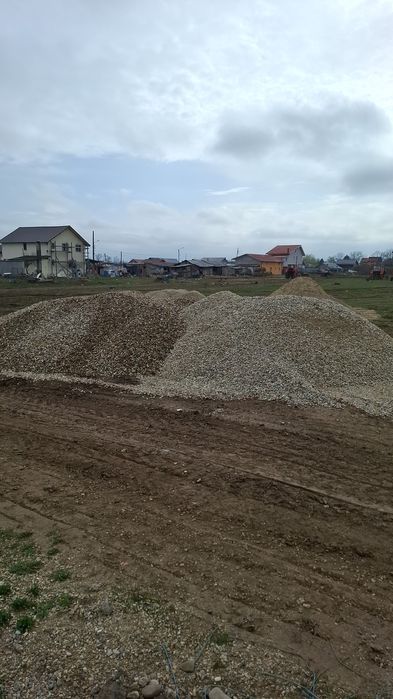 Buldoexcavator Nisip. Piatra. Pământ. Vegetal.inchiriem utilaje.