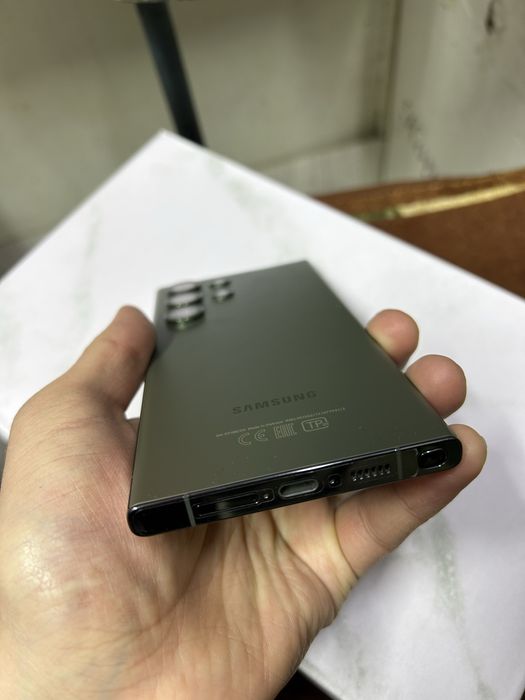 Телефон Samsung S23 Ultra