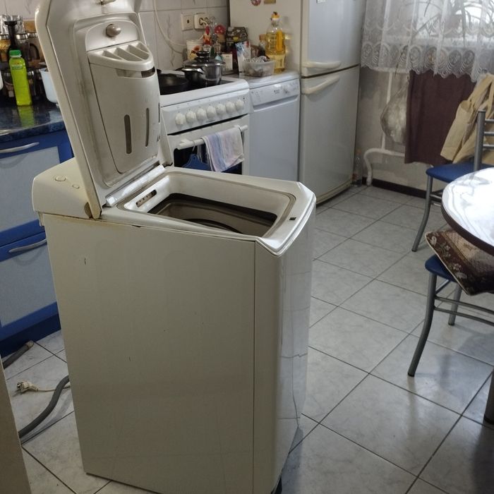 Продаётся стиральная машина Ariston