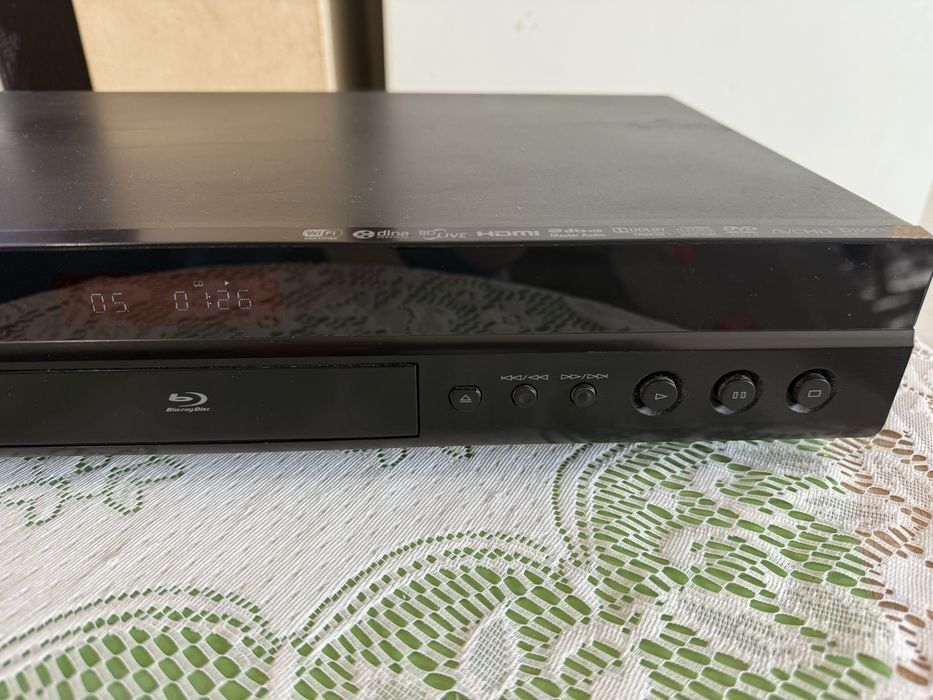 Yamaha BD-S673 blu-Ray disc