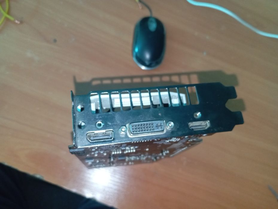 Продам GTX950-2Gb