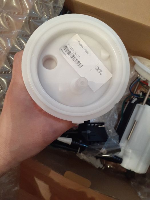 Топливный насос  для БМВ Е60 М5