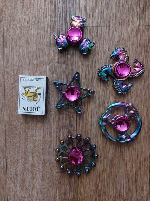 Продам новые спинеры .