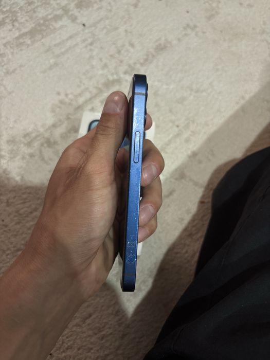 Продам айфон 12 mini