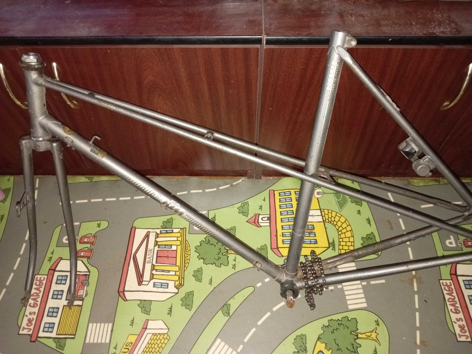 Cadre cursiere multe mărci,orice piese