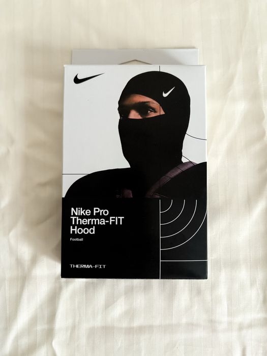 Nike pro therma fit hood