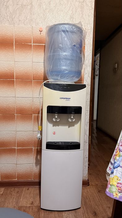 Куллер для воды напольный СЕРЕБРЯНАЯ