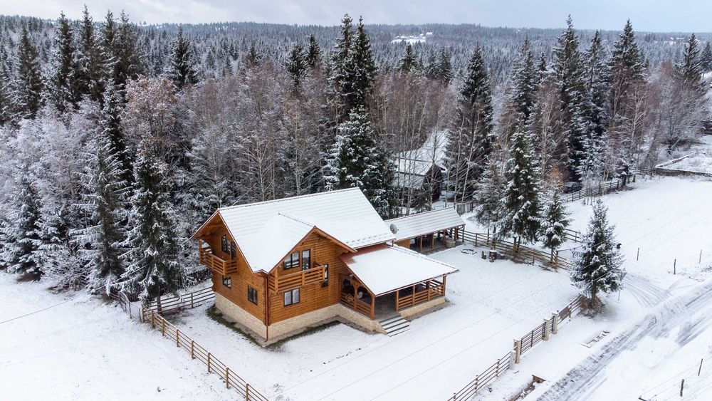Cabană premium cu SPA, lângă lacul Beliș | panoramă Vlădeasa | 318.900€