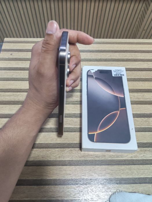 Iphone 16 Promax desert