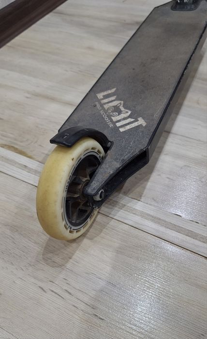 Самокат Limit трюковой парк