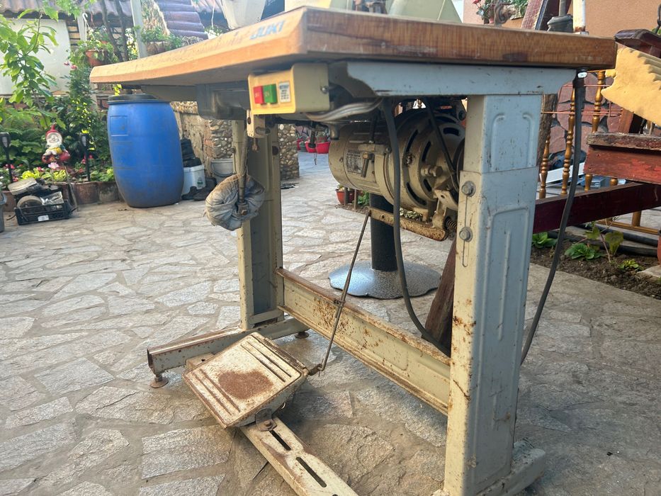 Шевна машина Juki