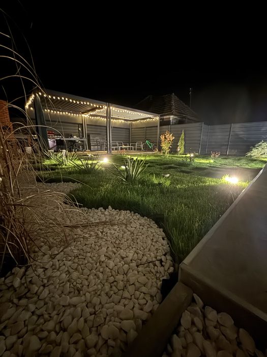 Casă modernă, complet mobilată și utilată, gata de mutat